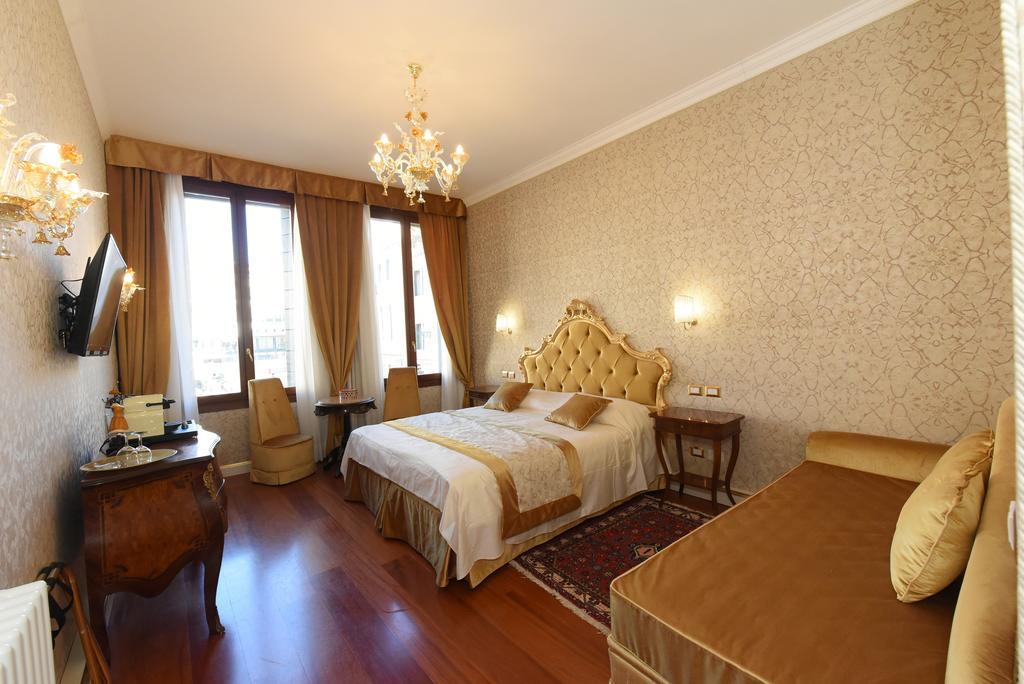 40.17 San Marco Hotel Venesia Bagian luar foto