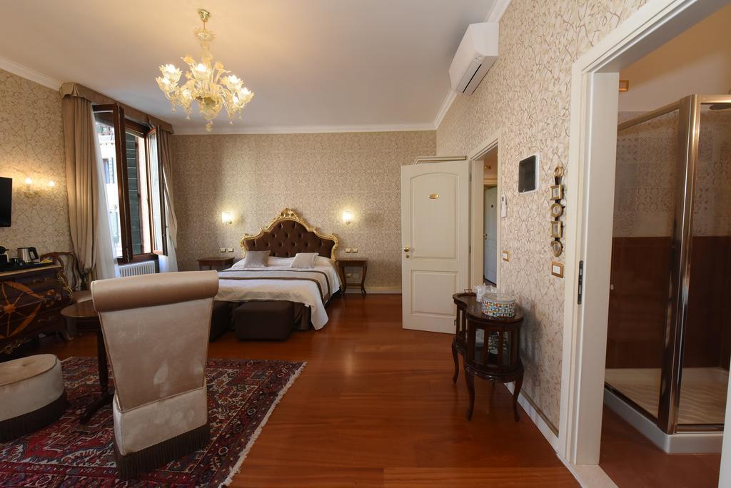 40.17 San Marco Hotel Venesia Bagian luar foto