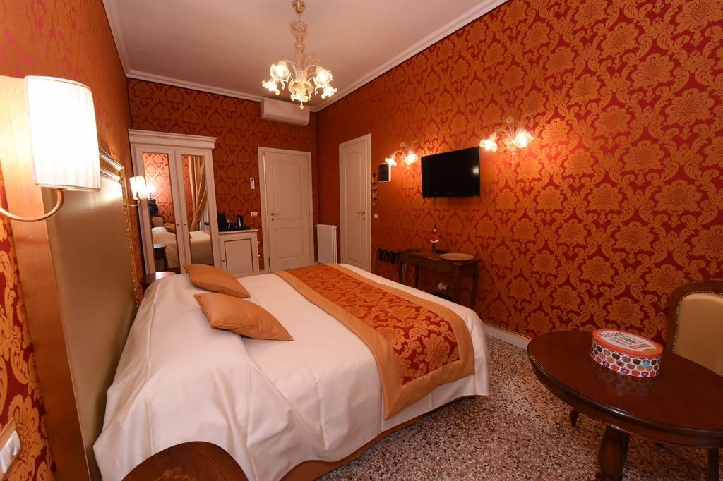 40.17 San Marco Hotel Venesia Bagian luar foto